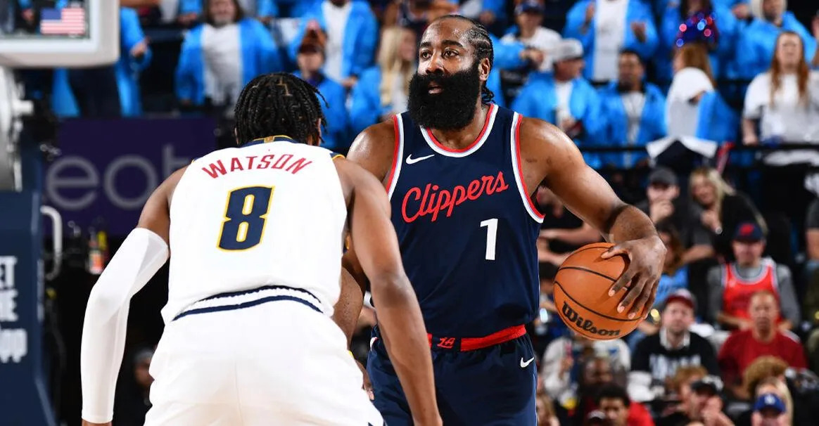 关于刚刚！纳达尔在切尔西比赛中刷新纪录Ming在掘金比赛中绝杀，成都蓉城围绕NBA季后赛单刀错失的信息